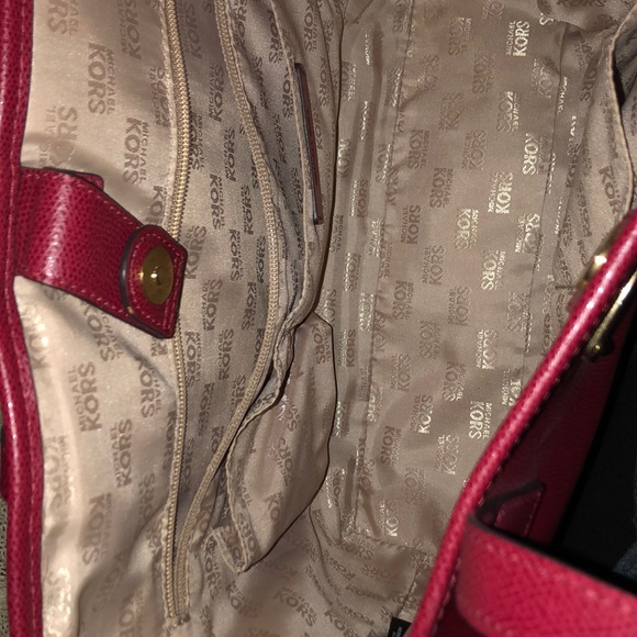 Michael Kors bag - Picture 3 of 6